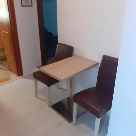 Apartment Mina *